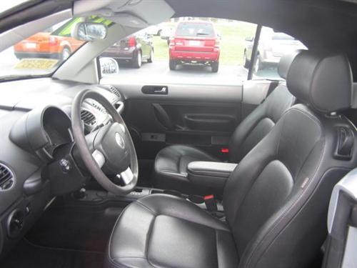 Volkswagen New Beetle 2007 photo 5