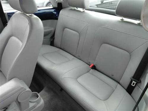 Volkswagen New Beetle 2007 photo 4