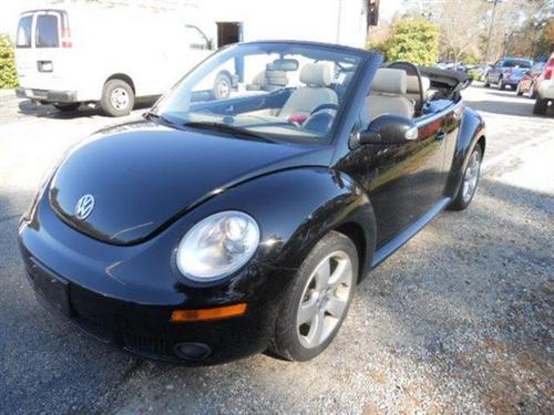 Volkswagen New Beetle 2007 photo 2