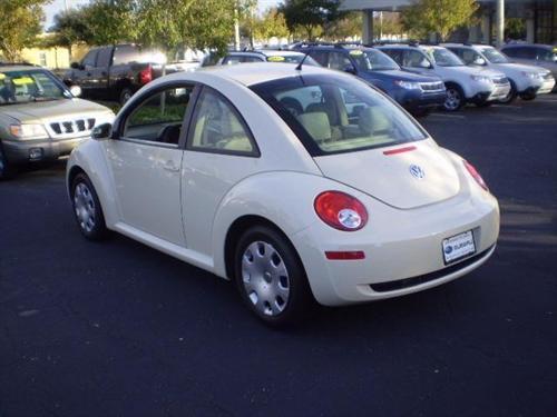 Volkswagen New Beetle 2007 photo 4
