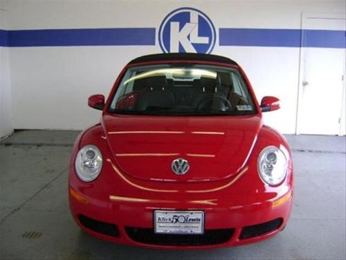 Volkswagen New Beetle 2007 photo 2
