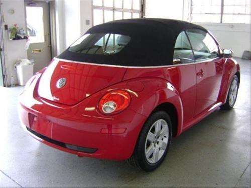 Volkswagen New Beetle 2007 photo 4