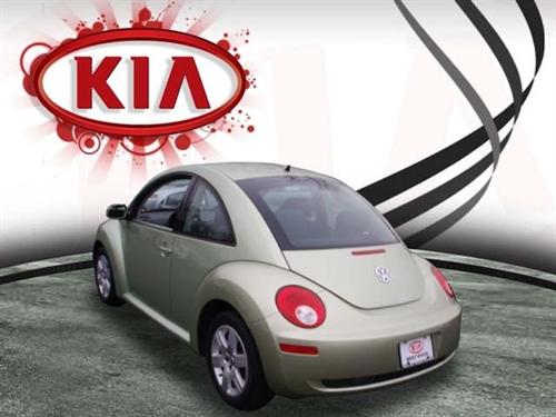 Volkswagen New Beetle 2007 photo 1