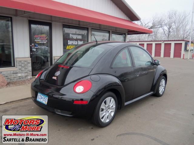 Volkswagen New Beetle 2008 photo 3