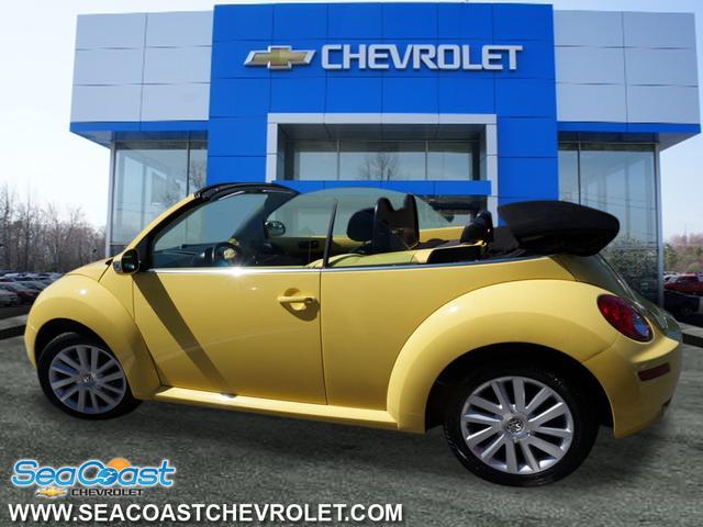 Volkswagen New Beetle 2008 photo 2