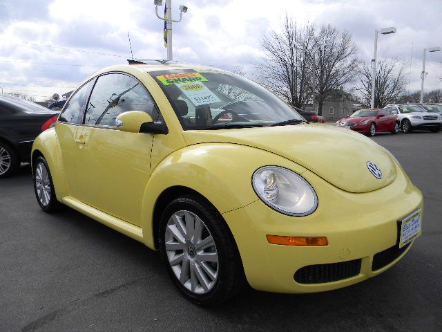 Volkswagen New Beetle 2008 photo 2
