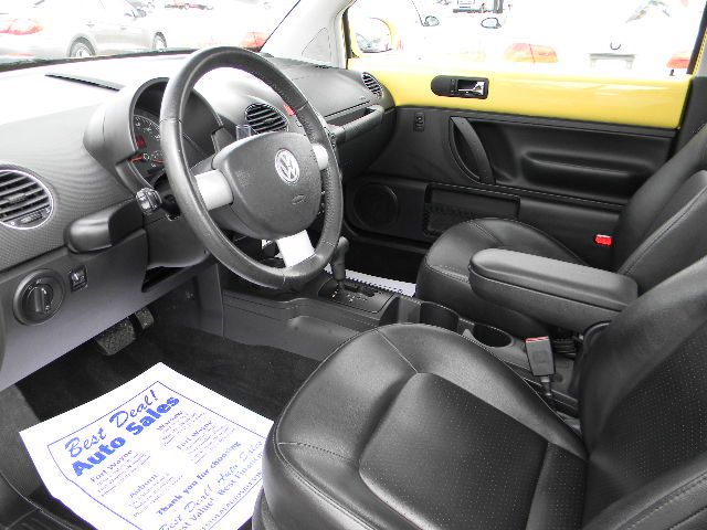 Volkswagen New Beetle 2008 photo 3
