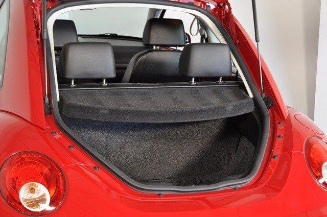 Volkswagen New Beetle 2008 photo 1