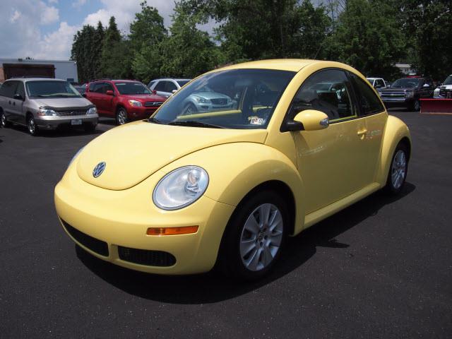 Volkswagen New Beetle 2008 photo 1