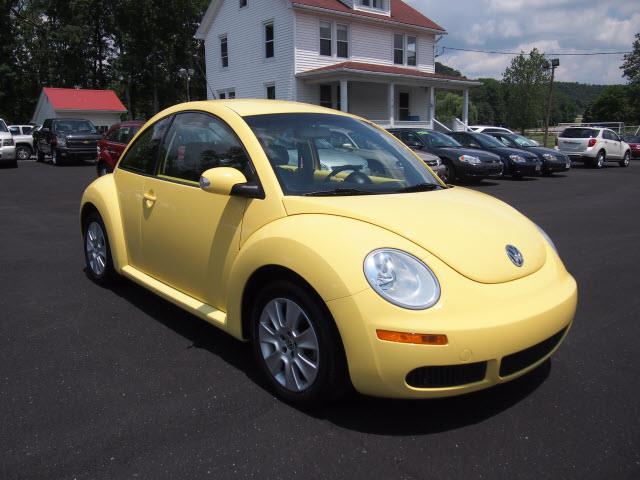 Volkswagen New Beetle 2008 photo 3