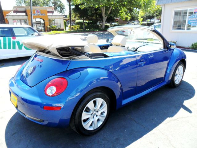 Volkswagen New Beetle 2008 photo 3
