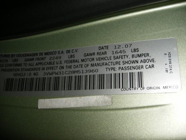 Volkswagen New Beetle 2008 photo 1