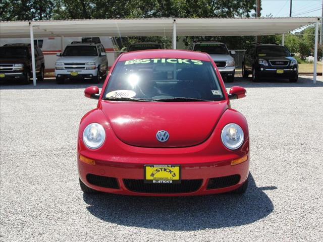 Volkswagen New Beetle 2008 photo 4
