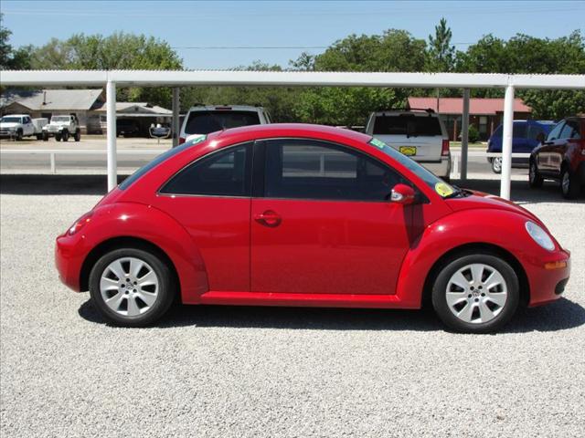 Volkswagen New Beetle 2008 photo 5