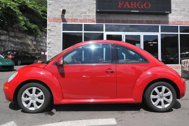 Volkswagen New Beetle 2008 photo 4