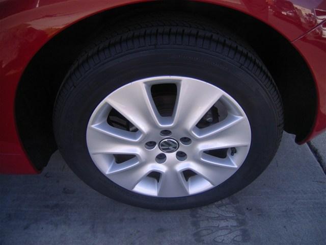 Volkswagen New Beetle 2009 photo 5