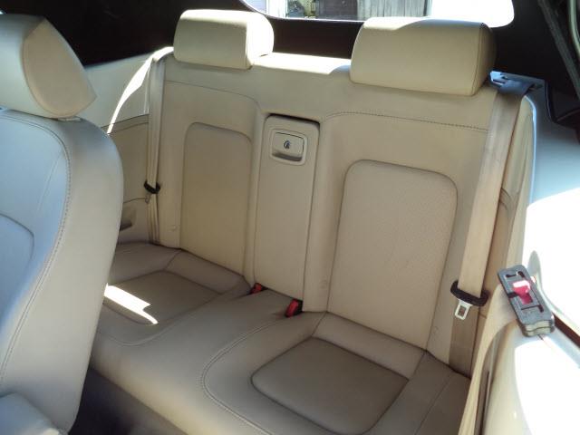 Volkswagen New Beetle 2009 photo 3