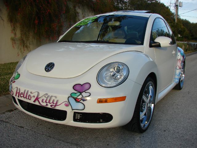 Volkswagen New Beetle 2009 photo 2