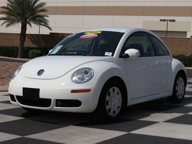Volkswagen New Beetle 2010 photo 3
