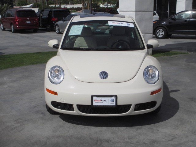 Volkswagen New Beetle 24K Unspecified