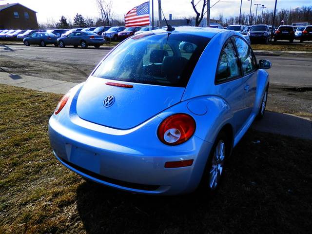 Volkswagen New Beetle 24K Unspecified