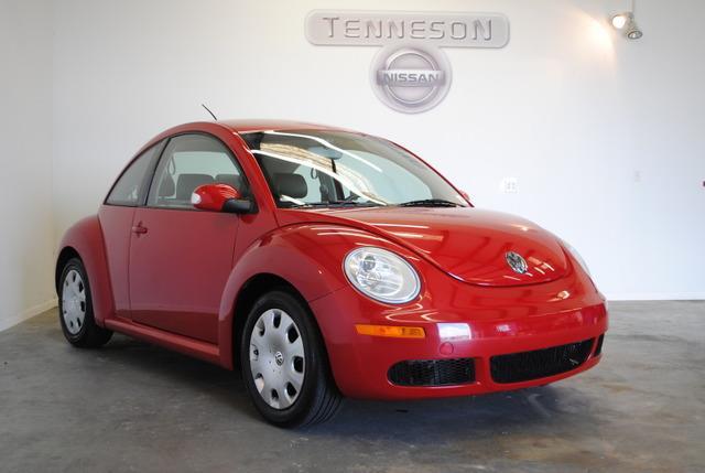 Volkswagen New Beetle 2010 photo 3