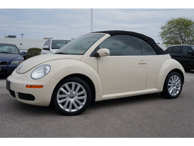 Volkswagen New Beetle 2010 photo 3