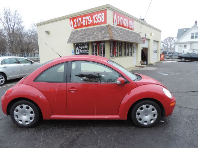 Volkswagen New Beetle 2010 photo 3