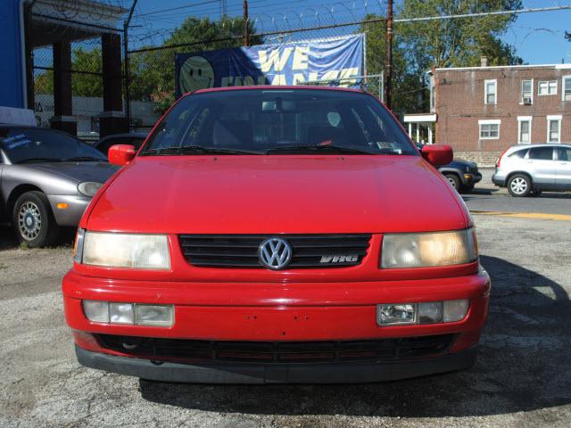 Volkswagen Passat 1997 photo 1