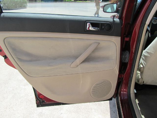 Volkswagen Passat 1998 photo 16
