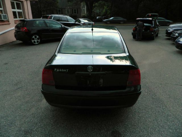 Volkswagen Passat 1998 photo 4