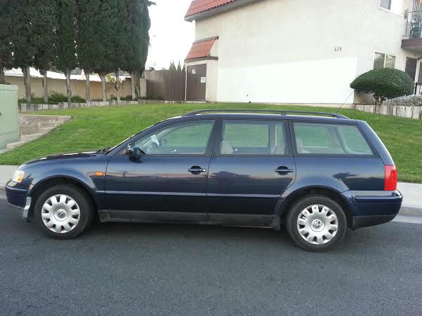 Volkswagen Passat 1999 photo 2