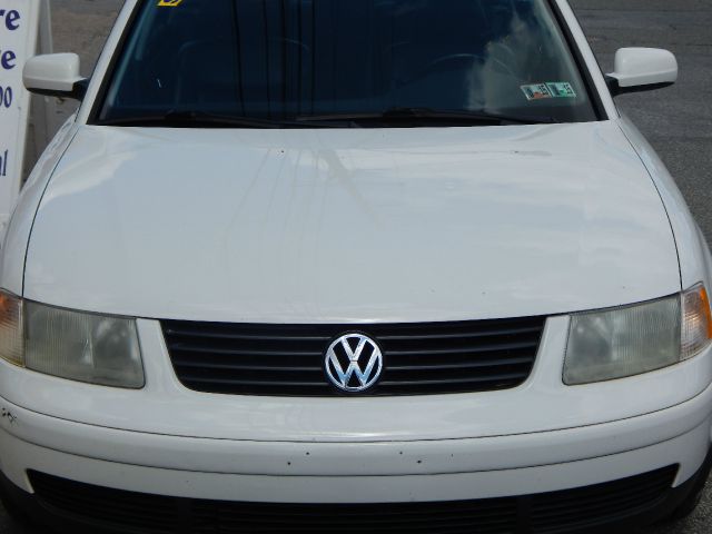 Volkswagen Passat 1999 photo 4