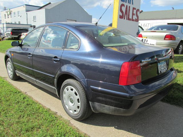 Volkswagen Passat 1999 photo 4