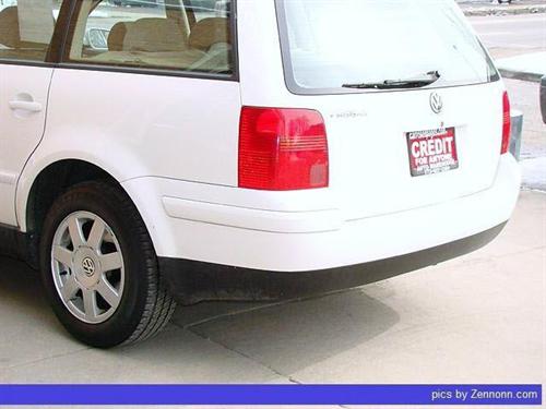 Volkswagen Passat 2000 photo 2