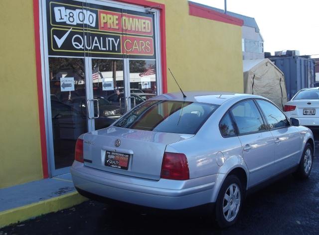 Volkswagen Passat 2000 photo 4