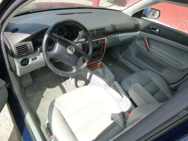 Volkswagen Passat 2000 photo 3
