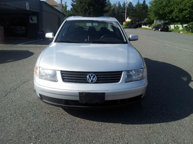 Volkswagen Passat 2000 photo 4