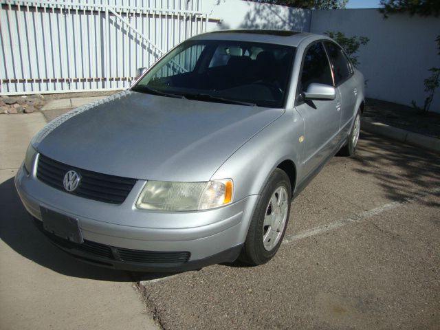 Volkswagen Passat 2000 photo 4