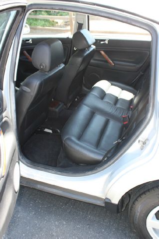 Volkswagen Passat 2000 photo 7