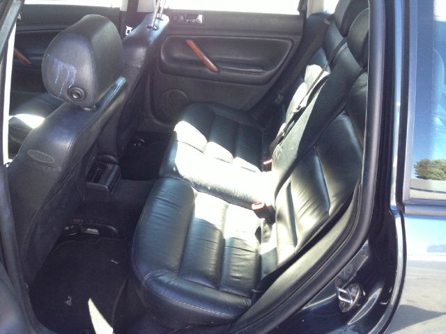 Volkswagen Passat SE Crew Cab 4WD FFV Wagon