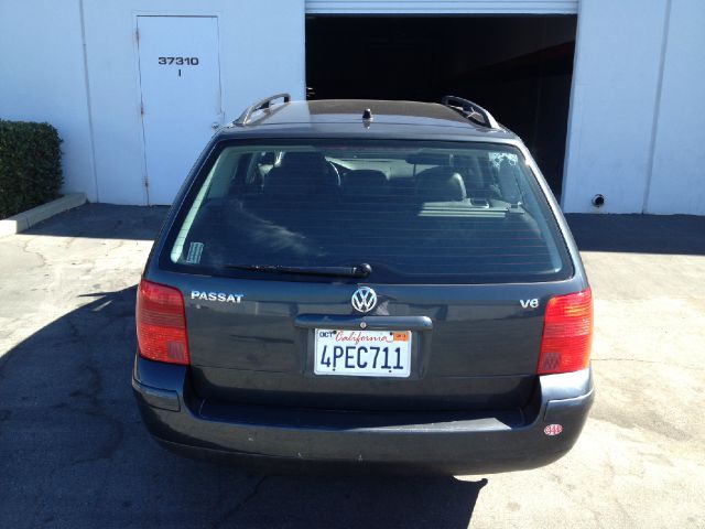 Volkswagen Passat 2001 photo 3