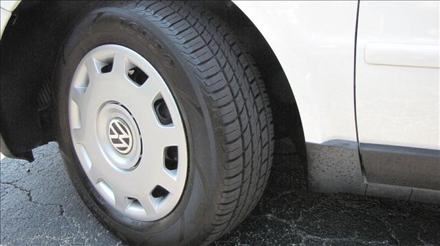 Volkswagen Passat 2001 photo 5