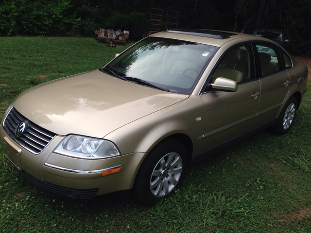 Volkswagen Passat 2001 photo 1