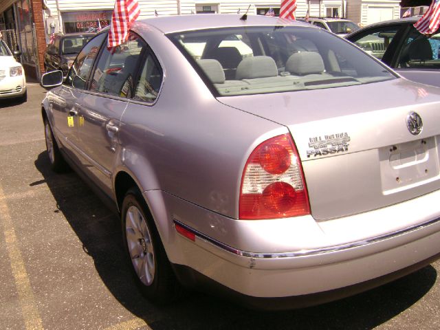Volkswagen Passat 2001 photo 4