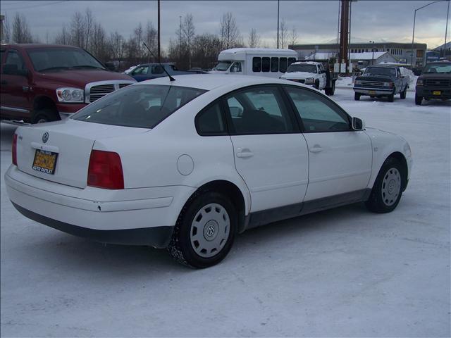 Volkswagen Passat 2001 photo 4