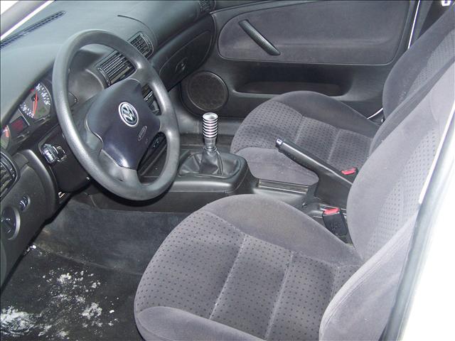Volkswagen Passat 2001 photo 5