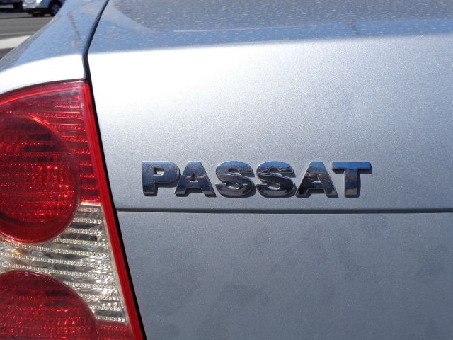 Volkswagen Passat Sport. XLS. Excellente Sedan