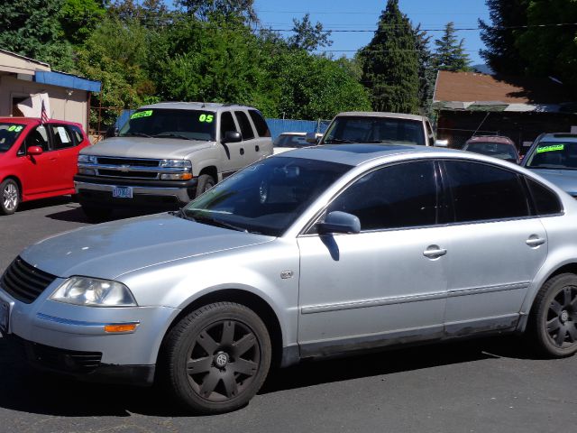 Volkswagen Passat 2001 photo 3