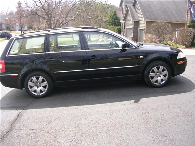 Volkswagen Passat 2001 photo 1